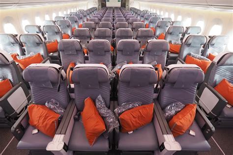 singapore airlines premium economy best seats